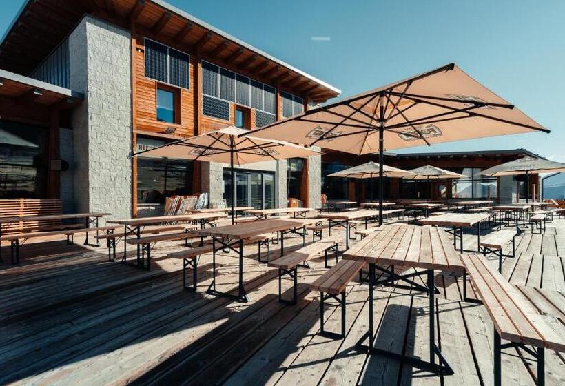 منتجع Capanna Presena