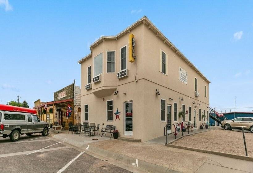 Twisters Bed And Breakfast