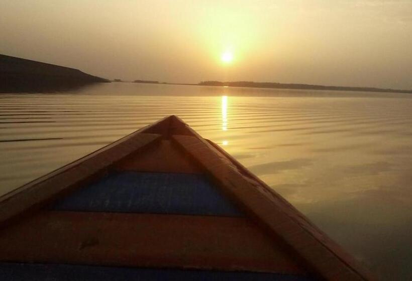 Very Homely Hotel For Tourists