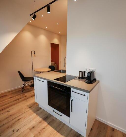 Coffee Fellows Hotel & Longstay