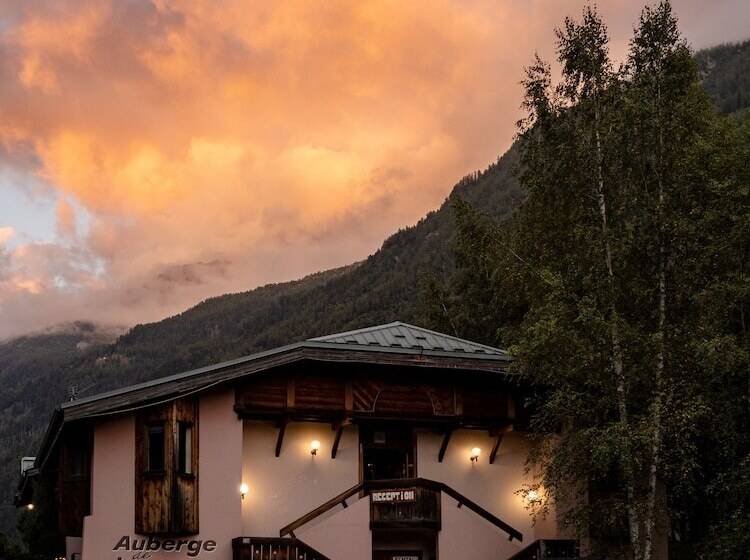 Общежитие Auberge De Jeunesse Hi Chamonix