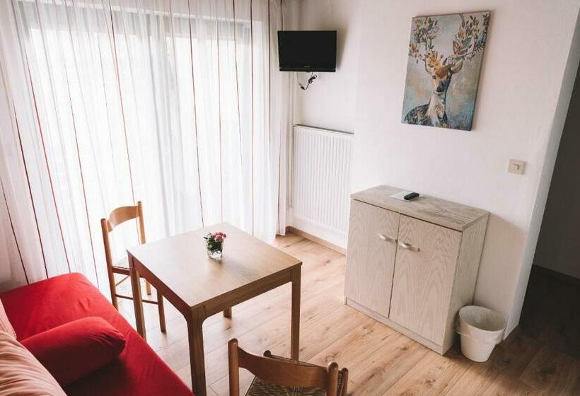 فندق صغير Landgasthof Zum Hieblwirt