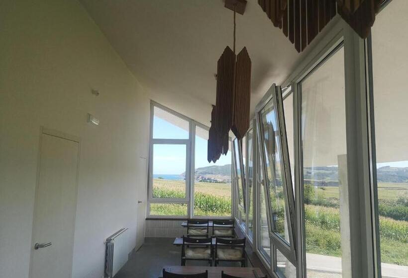 هاستل Langre Wayve House