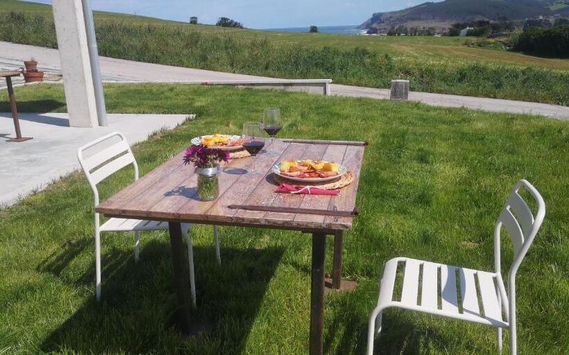 هاستل Langre Wayve House