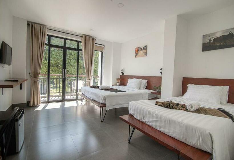 הוסטל Pooltop Phnom Penh