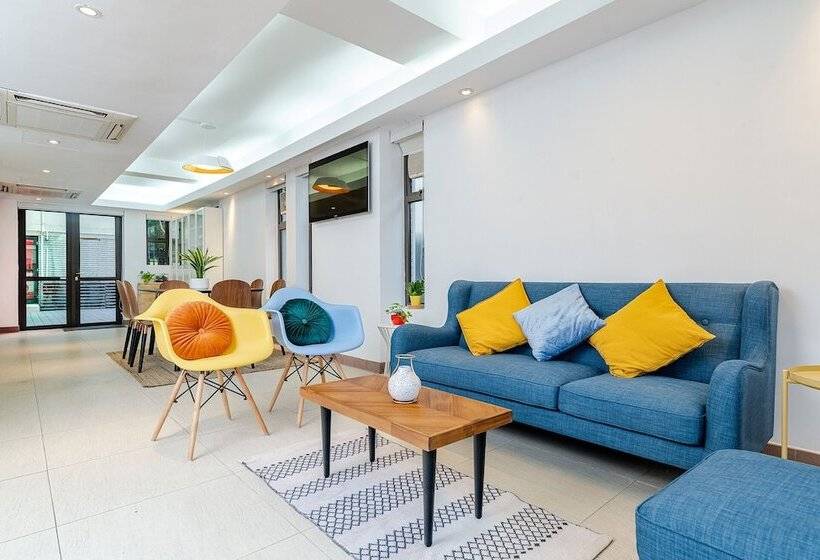 هاستل Solar Villas