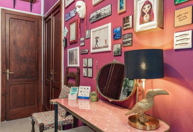 تختخواب و صبحانه Assajè Guestroom