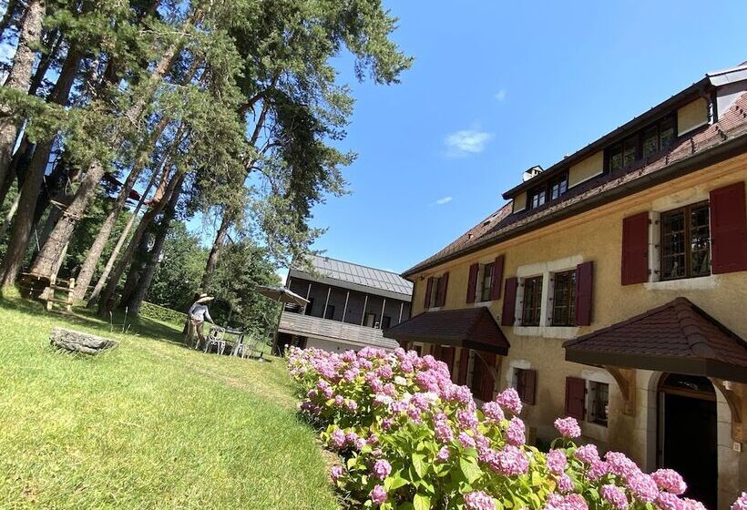 مبيت وإفطار Les O D Annecy