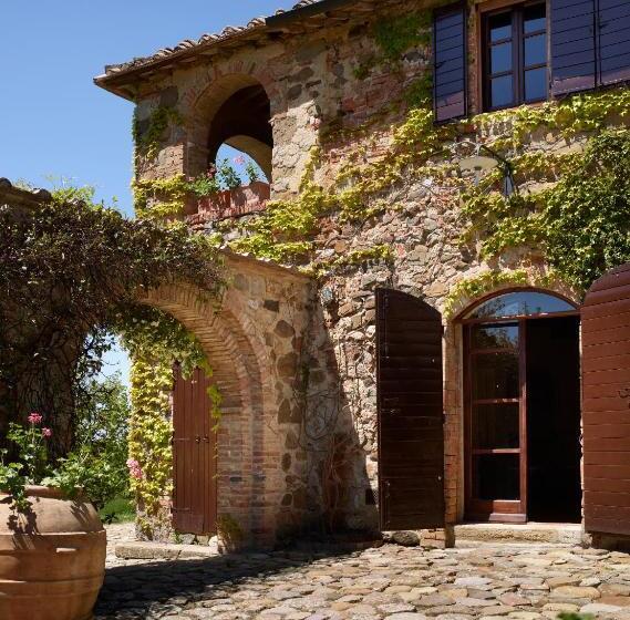 민박 Montauto Suites