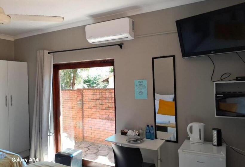 Bed and Breakfast Nqabanqaba