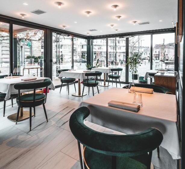 Bed and Breakfast Room42   Suites & Apartments