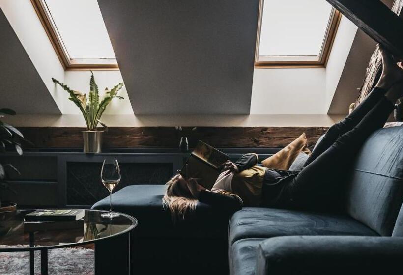 Bed and Breakfast Room42   Suites & Apartments