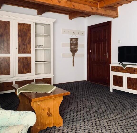 צימר Székely Fogadó   Hanul Secuiesc