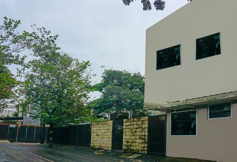 酒店 Palm Eight Mitra Reddoorz