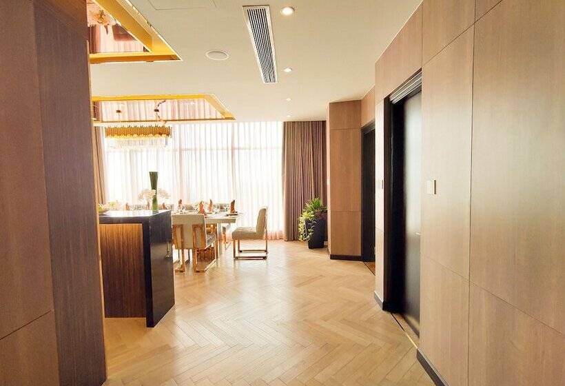 هتل Diamond Stars Ben Tre