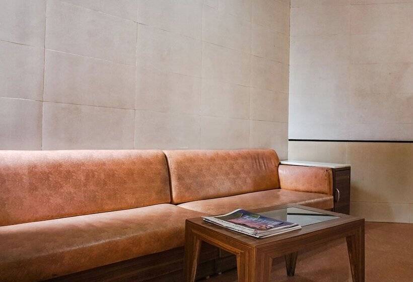 בית מלון כפרי Fabexpress Shloka