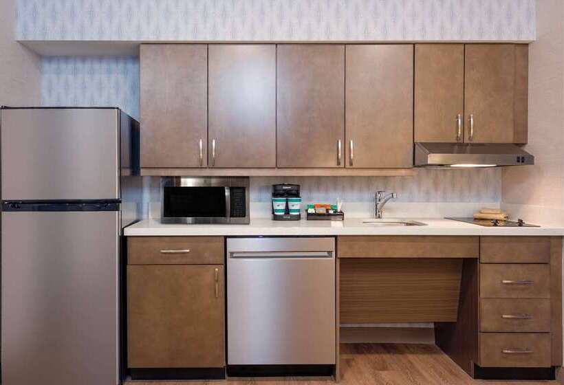 Отель Homewood Suites By Hilton Reston