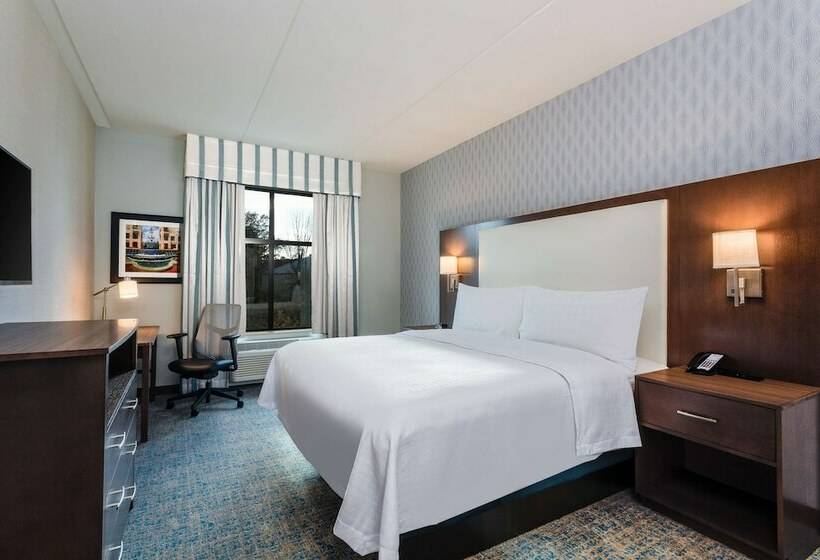 Отель Homewood Suites By Hilton Reston