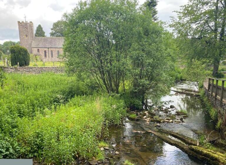 호텔 Kings Head Riverside, Ravenstonedale