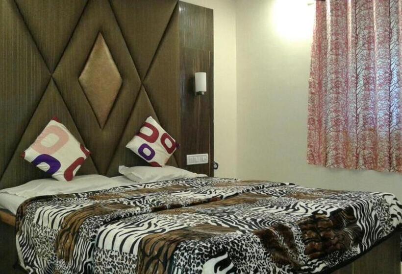 Отель Koyona & Restauarant