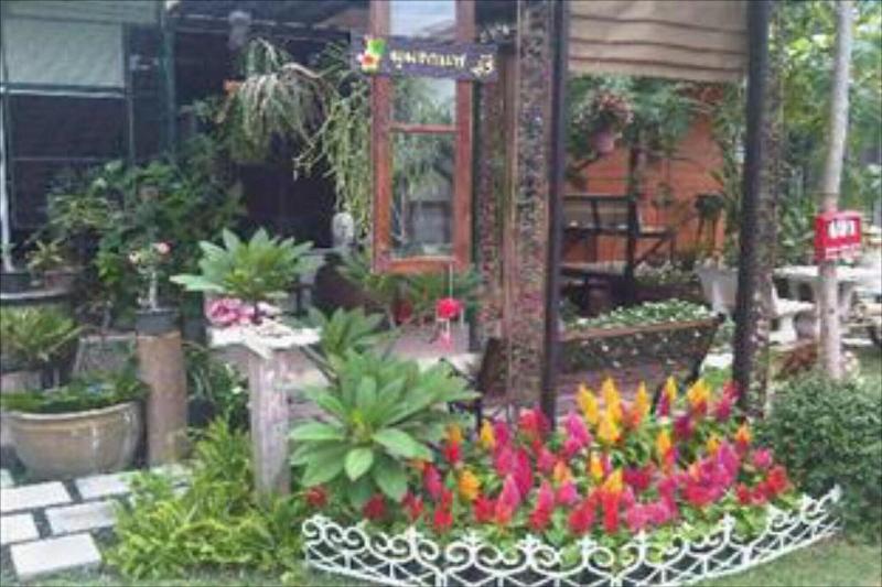 Отель Oyo 1105 Lawan Garden Resort