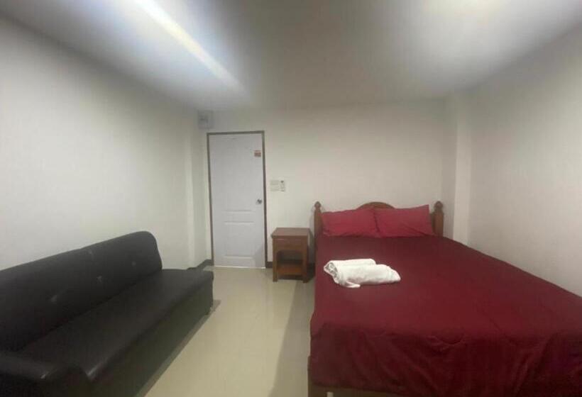 酒店 Oyo 1135 Triple A Residence