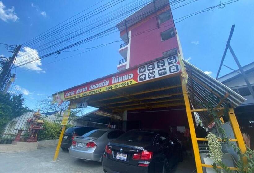 酒店 Oyo 1135 Triple A Residence