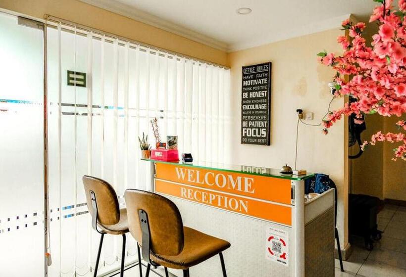 酒店 Pondok Malabar Mitra Reddoorz