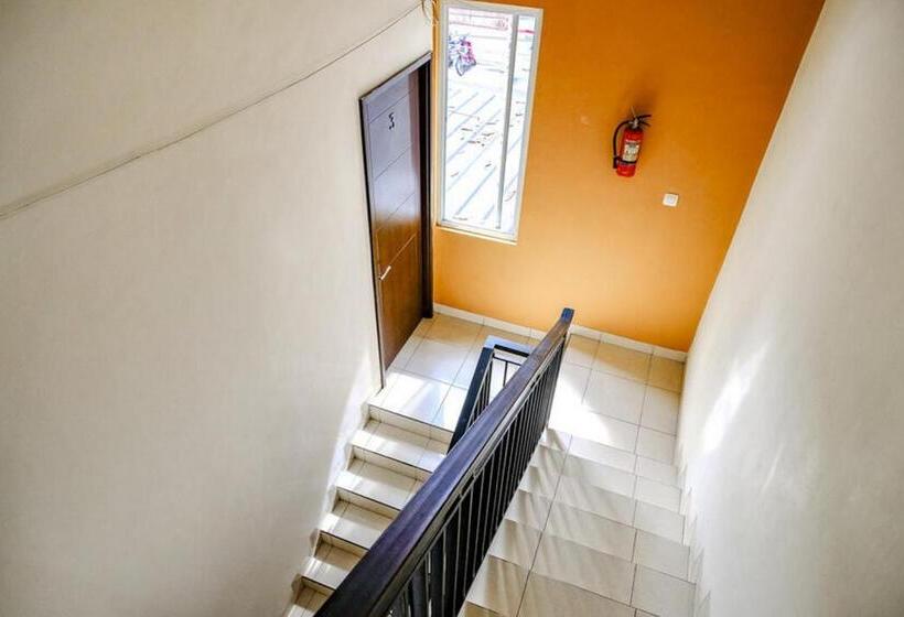 酒店 Pondok Malabar Mitra Reddoorz