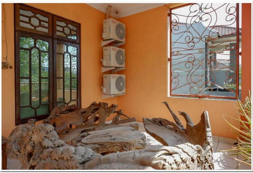 Отель Puspa Indah Guesthouse Redpartner