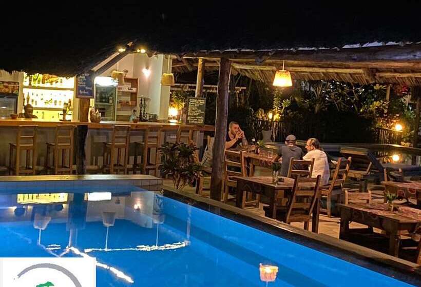 ホテル Shamba Village