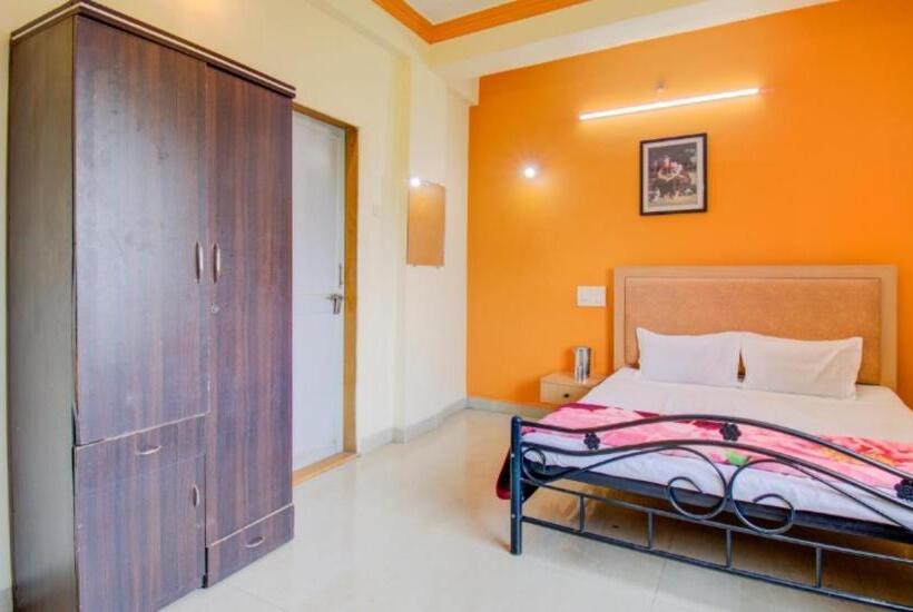 Отель Shilpa Strawberry Garden