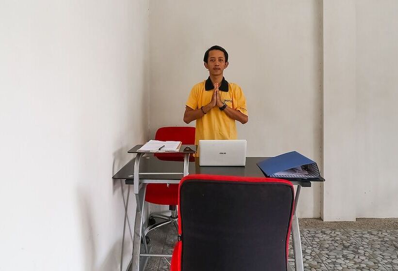 酒店 Spot On 3859 Sweet Candy 2