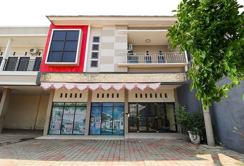 هتل Spot On 3859 Sweet Candy 2