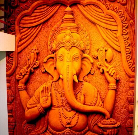 בית מלון כפרי Surya