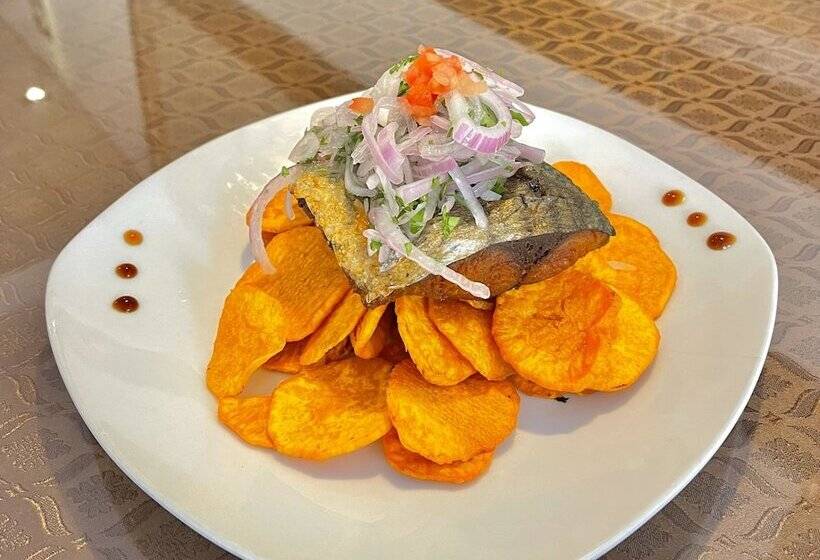 Jultom Inn Hotel & Suites