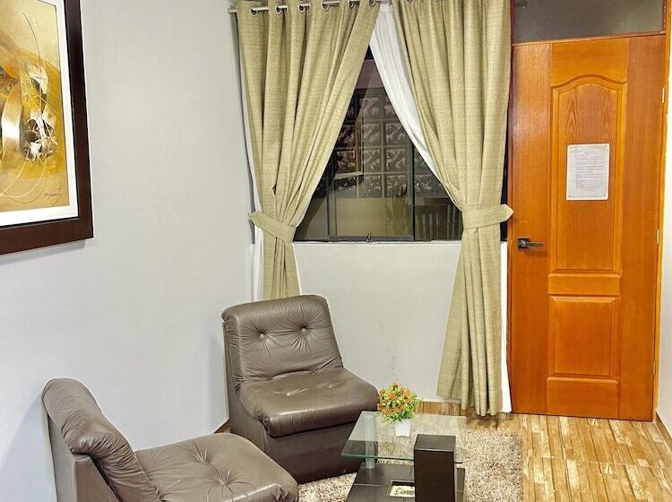 Jultom Inn Hotel & Suites