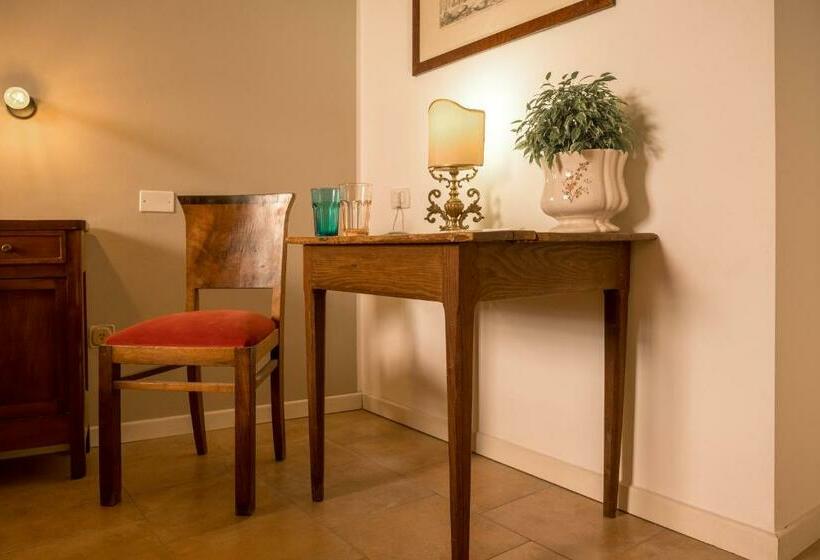 פנסיון Città Di Castello Rooms