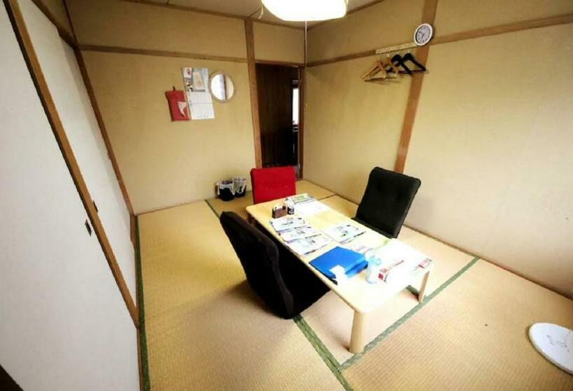 פנסיון Guest House Yamada