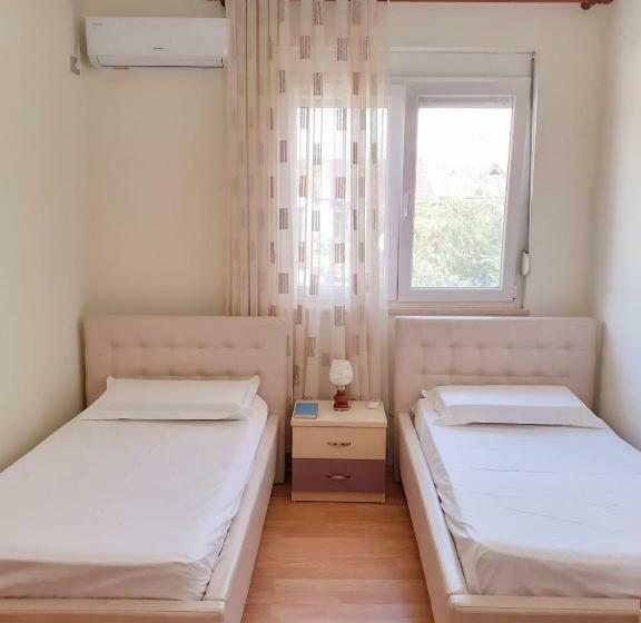 ペンション Guest House Zadeja