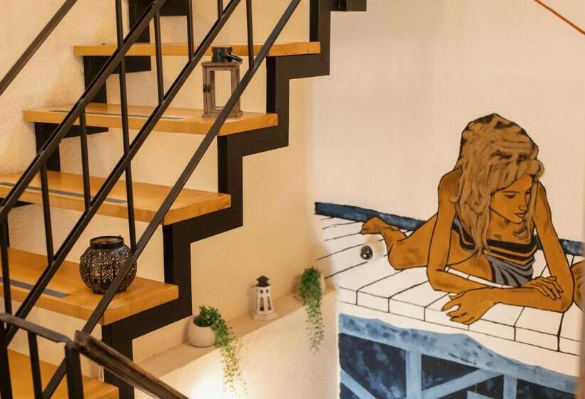 پانسیون Step To Kotor Bay Guesthouse