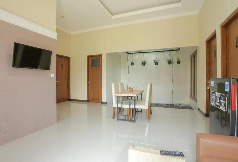 פנסיון Idr Green Guest House Syariah Mitra Reddoorz