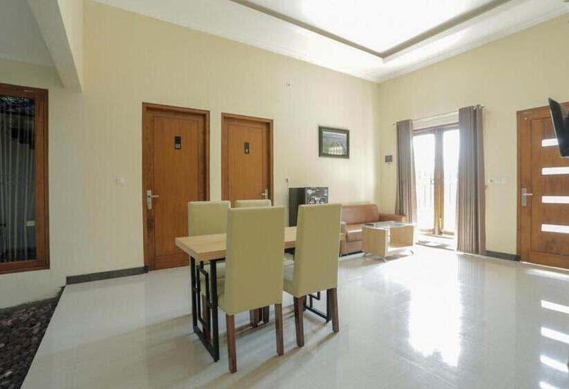 פנסיון Idr Green Guest House Syariah Mitra Reddoorz