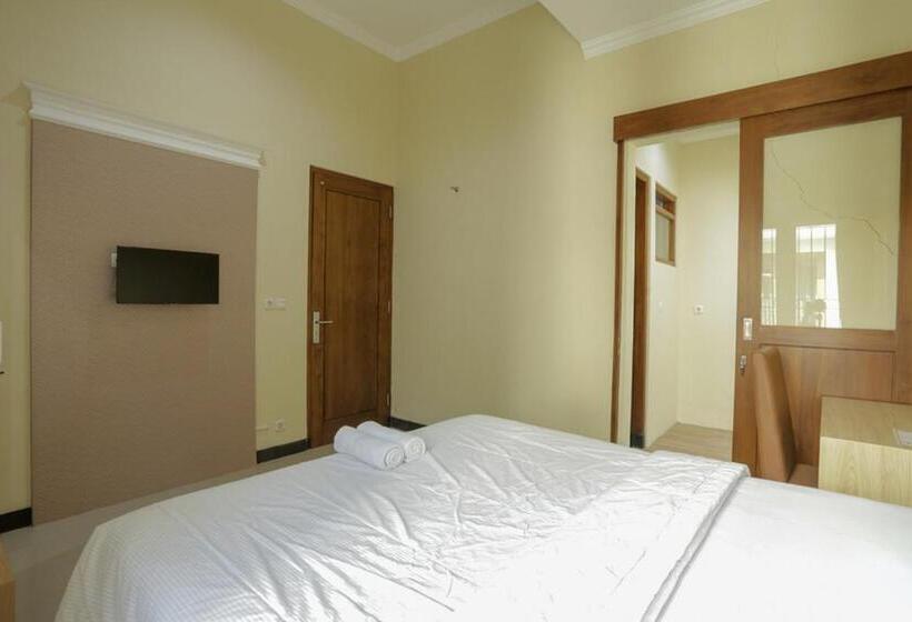 פנסיון Idr Green Guest House Syariah Mitra Reddoorz