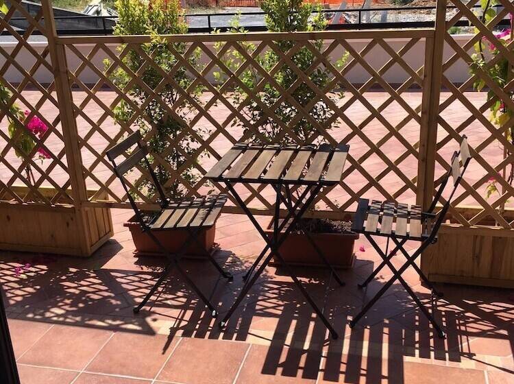 بنسيون La Terrazza Degli Dei