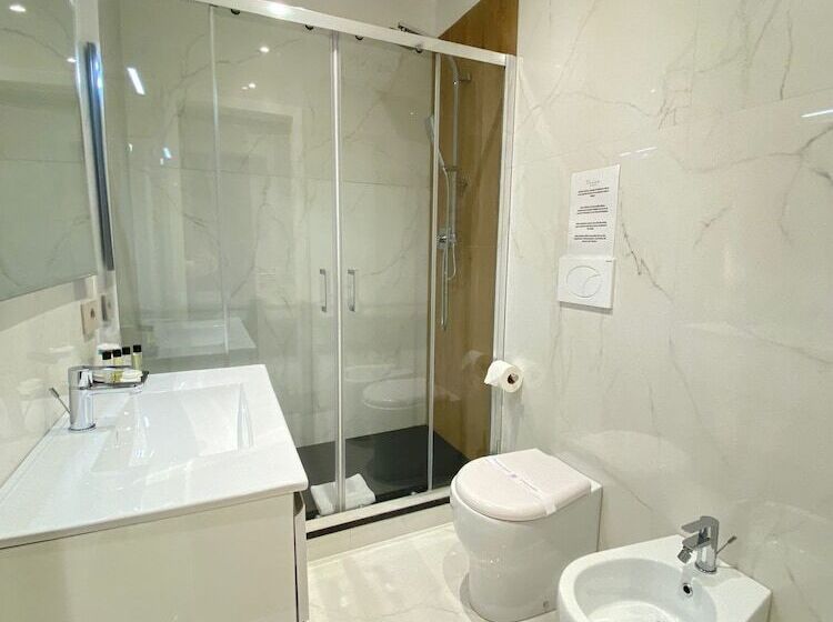 پانسیون Teseo Rooms & Relax