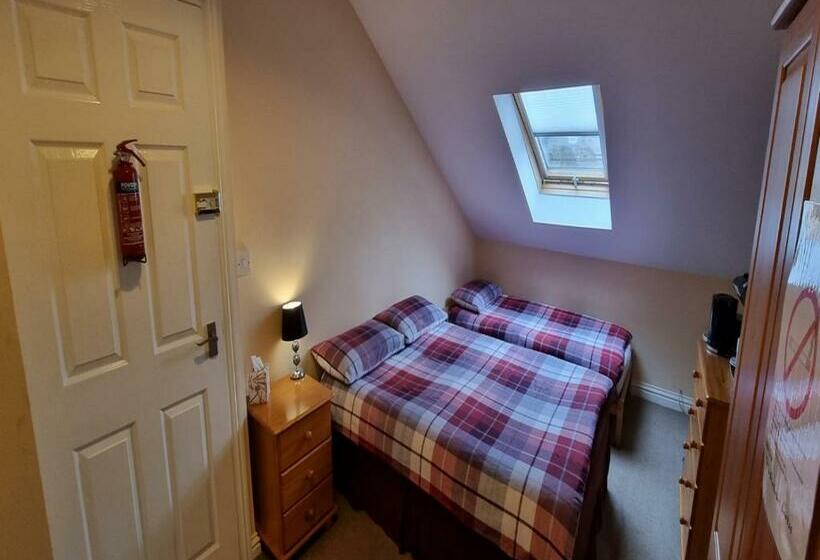 펜션 Town House B & B