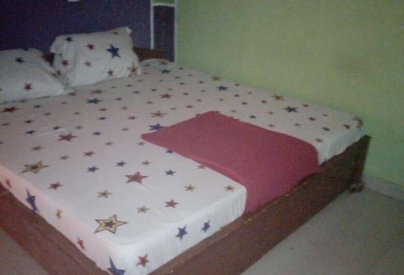 Perfecto Hotel Suites Lounge