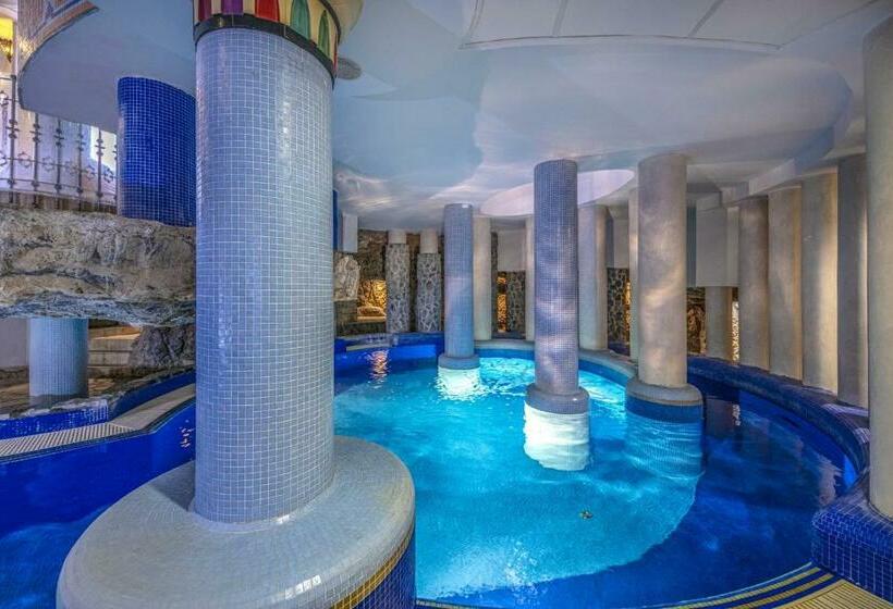 Willis Hotel Business & Wellness