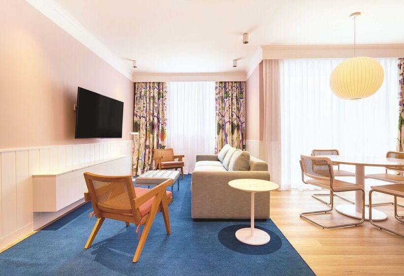 Adina Apartment Hotel Chippendale